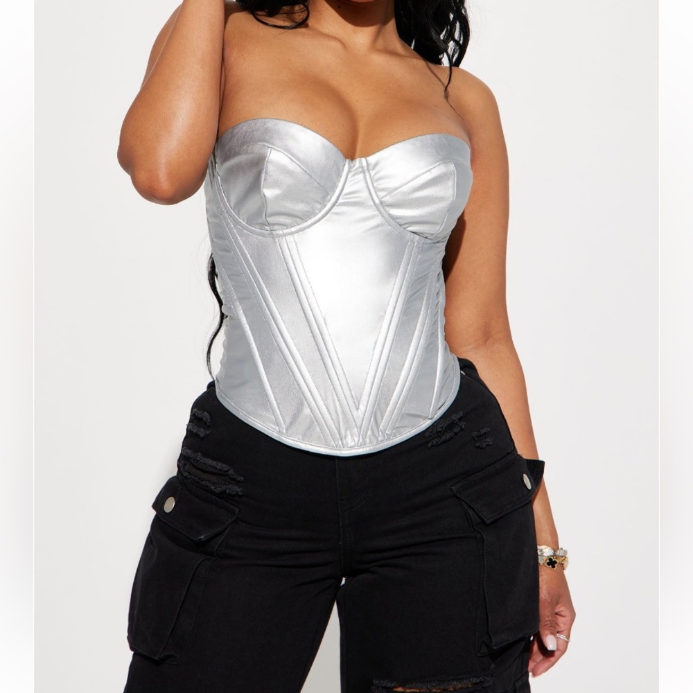 Faux leather corset 🪙